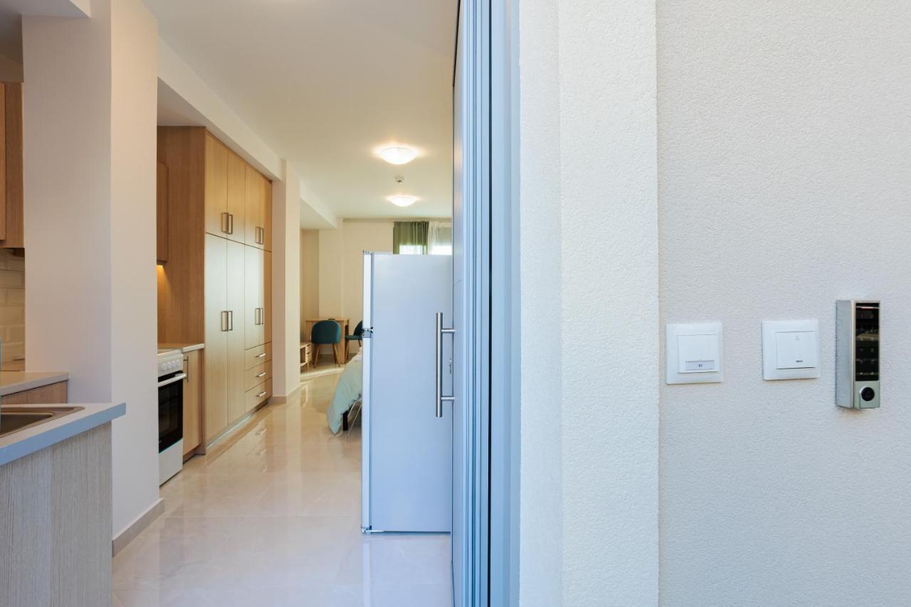Georgia Seaview Apartment B3 カラマタ エクステリア 写真